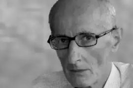 Над гробом пјесника Новице Тадића